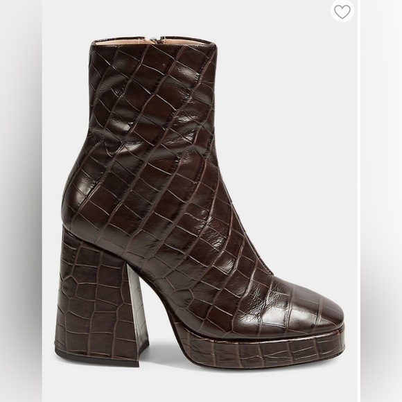 SCHUTZ Shoes - Schutz NWT Carys Embossed Brown Leather Platform Boot in Sz 9